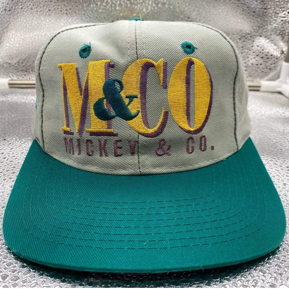 Vintage Mickey & Co Disney Hat Men Green Snapback Embroidered Spell Out Logo Cap